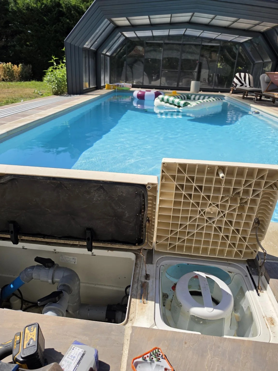 M. Dalhoumi — Artisan pisciniste en intervention